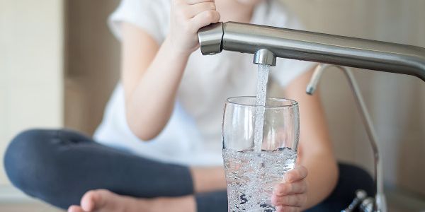 Conseils de choix d'un adoucisseur d'eau sans sel écologique